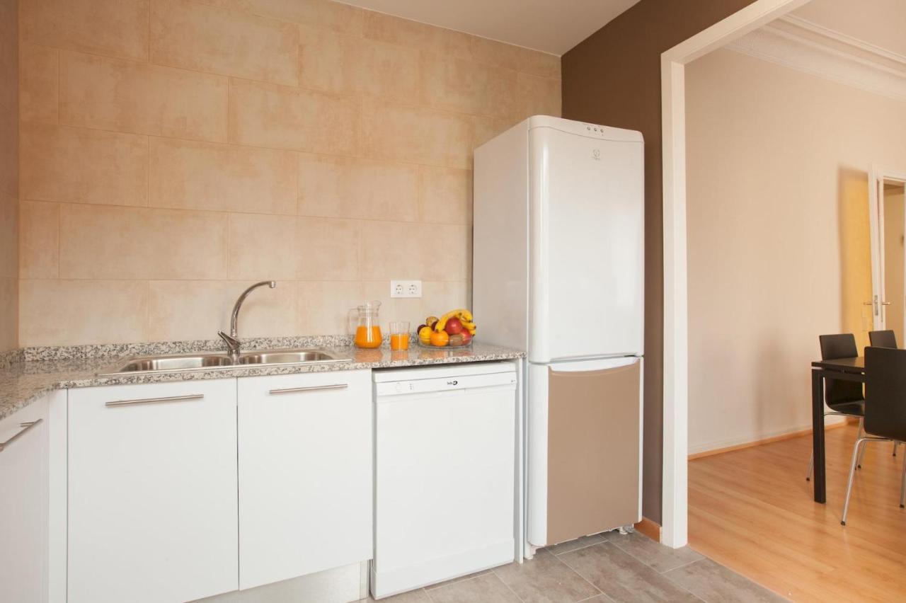 For Families And Staff Groups For 7 People Apartment Barcelona